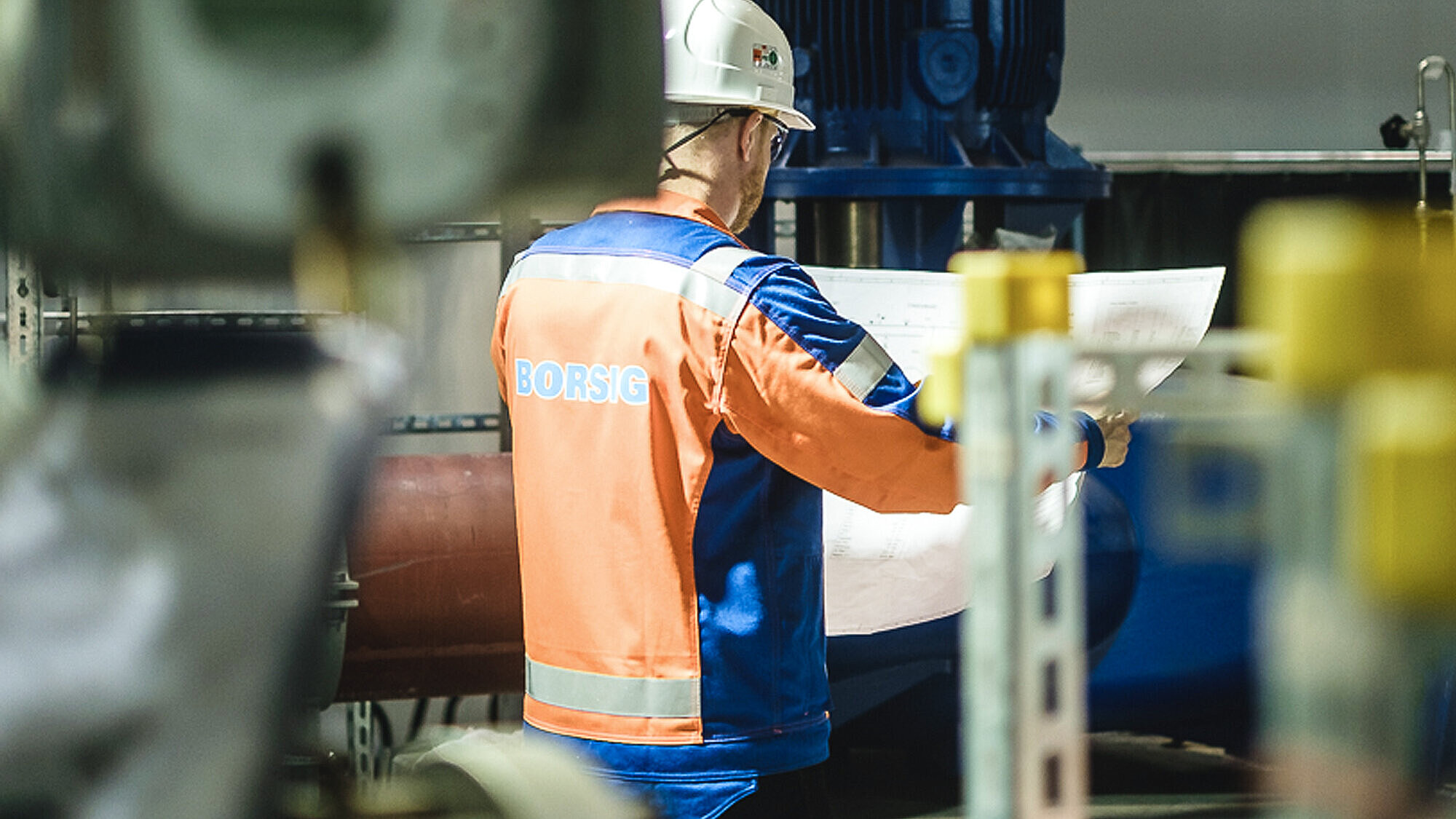 Industrial service engineer
